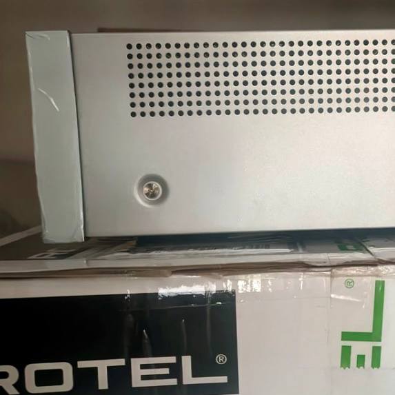 Amplificateur Hi-Fi stéréo haut de gamme - Occasion