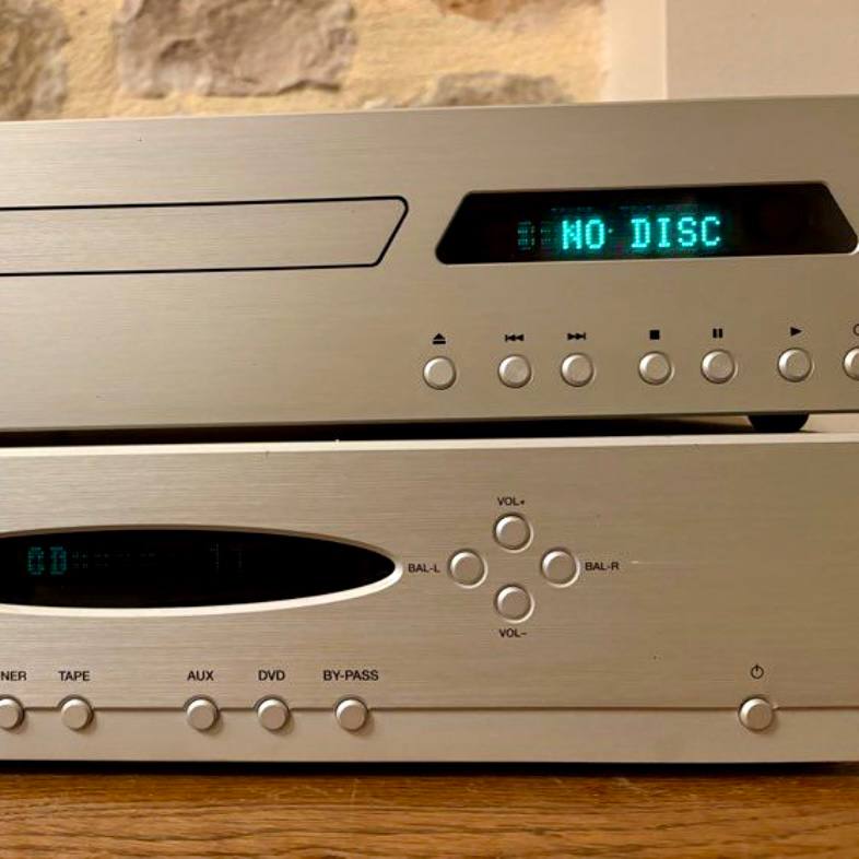 Chaîne Hi-Fi avec enceintes - Occasion