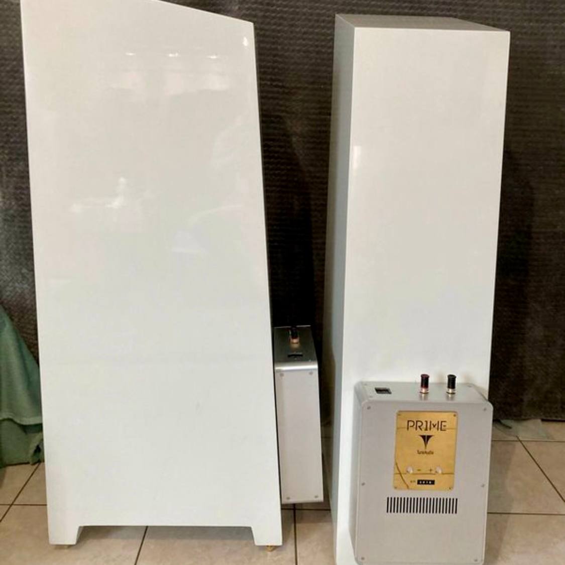 Enceintes Hi-Fi Colonne - Occasion