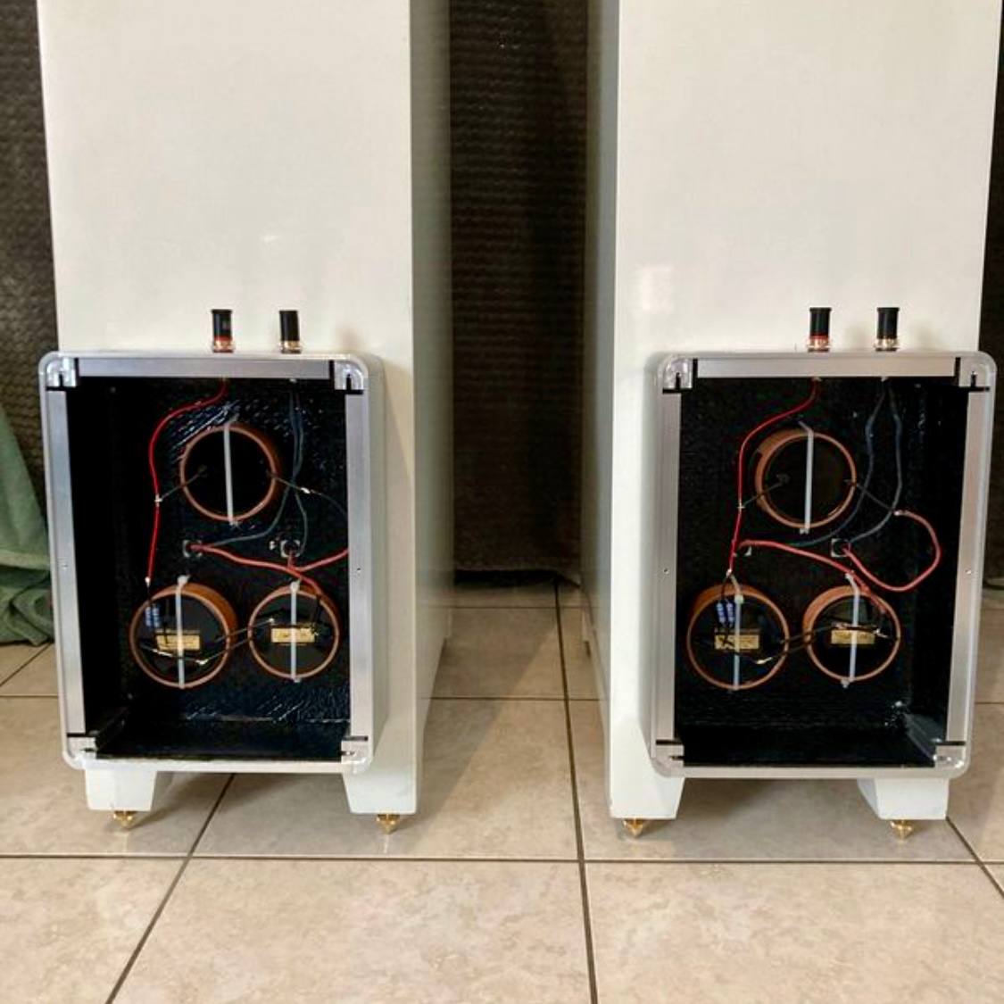 Enceintes Hi-Fi Colonne - Occasion